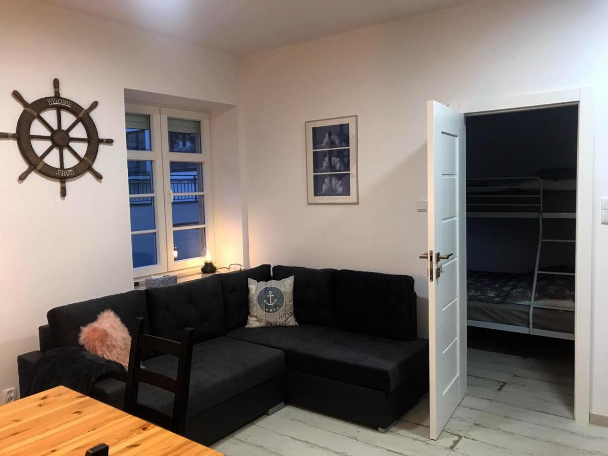 Apartament "Pod Dwiema Sowami" Apartamento Świnoujście Exterior foto