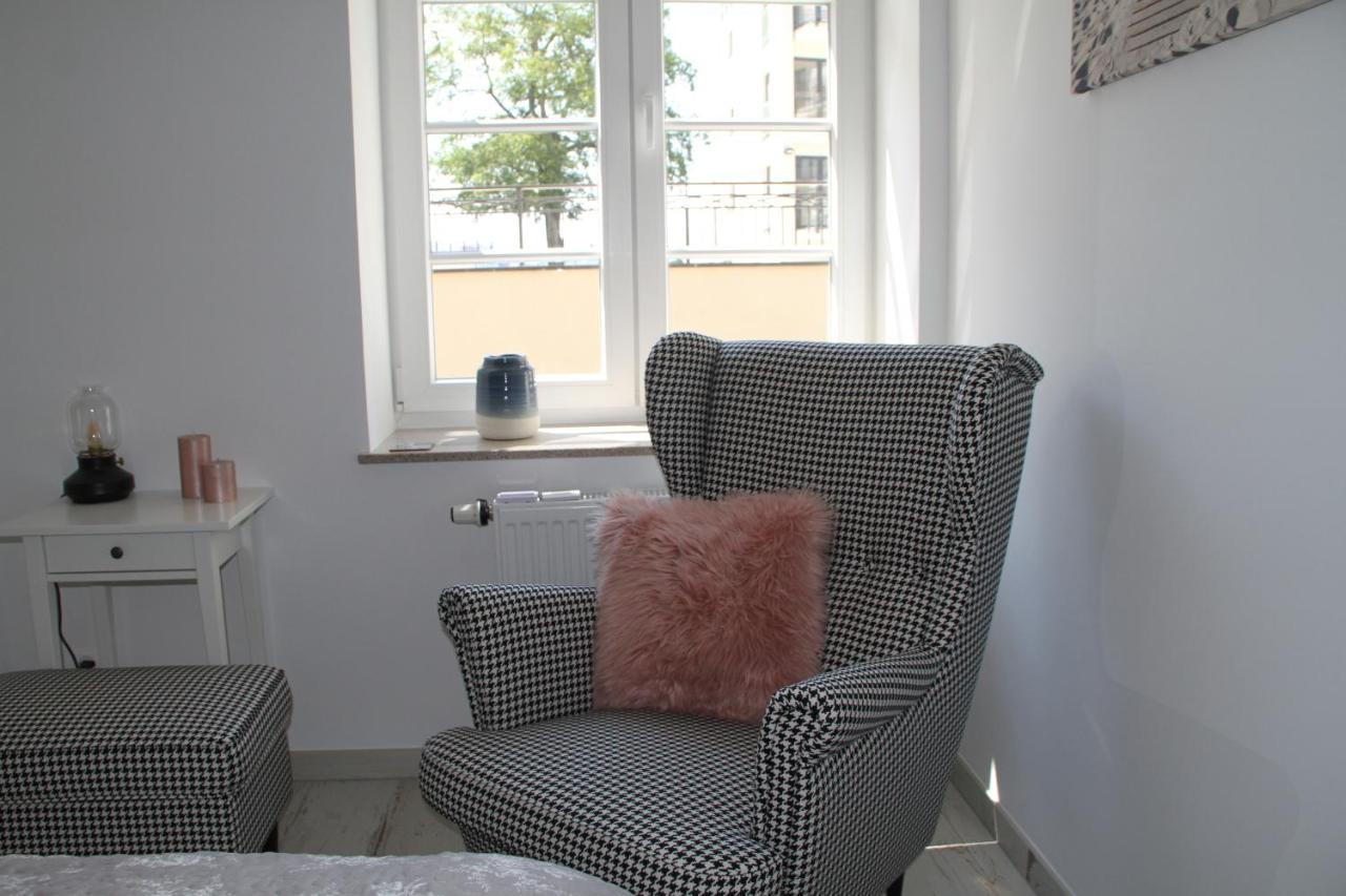 Apartament "Pod Dwiema Sowami" Apartamento Świnoujście Exterior foto