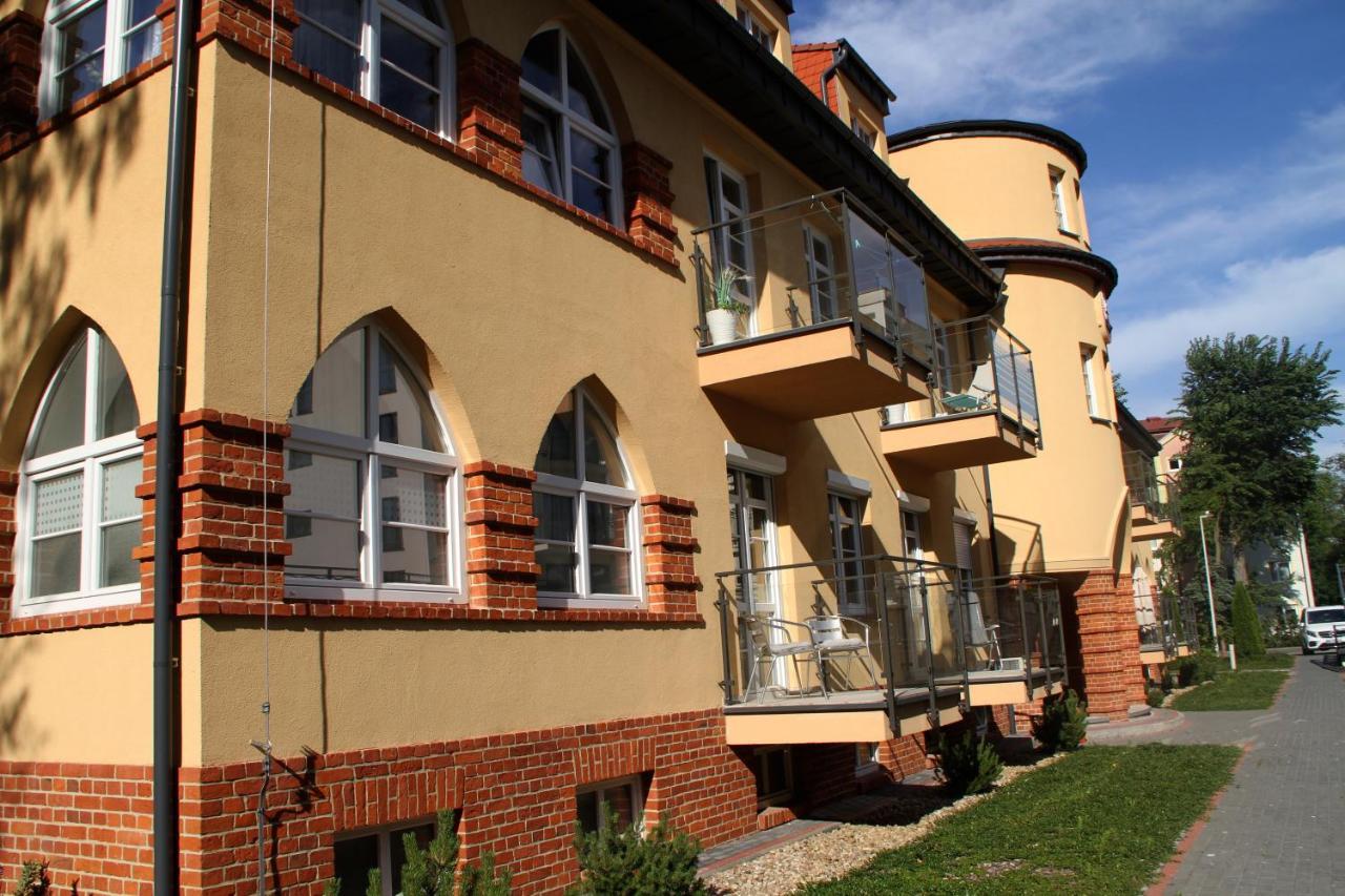Apartament "Pod Dwiema Sowami" Apartamento Świnoujście Exterior foto
